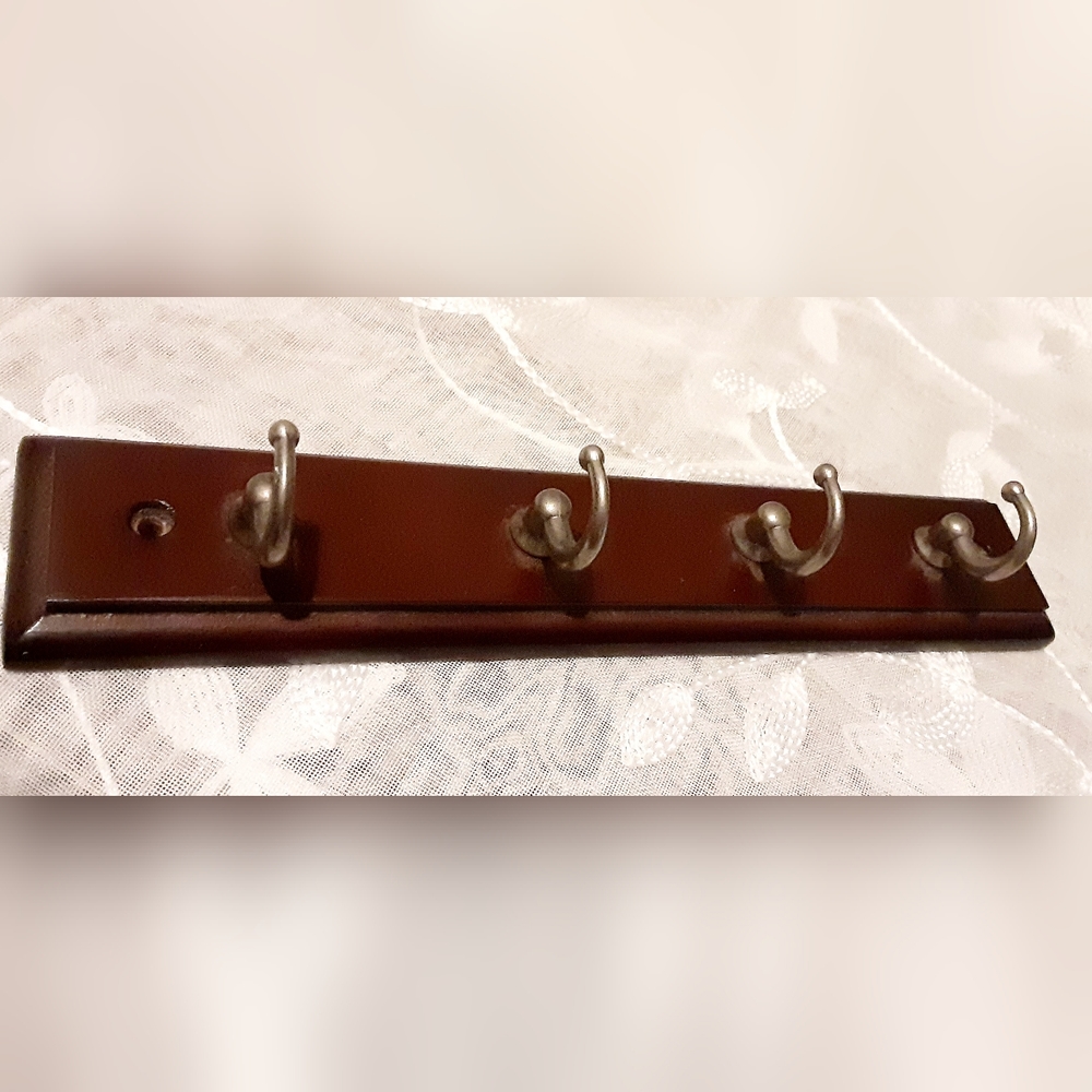4-hook Key Rack Organizer